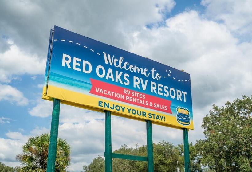 منتجع Red Oaks