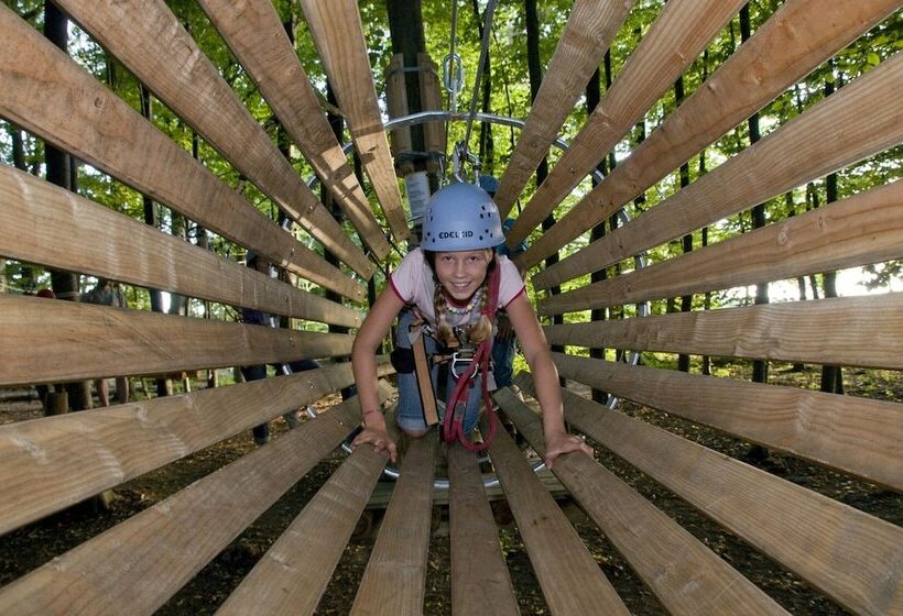 리조트 Trixi Park Zittauer Gebirge   Ferienhäuser, Hotel Und Camping