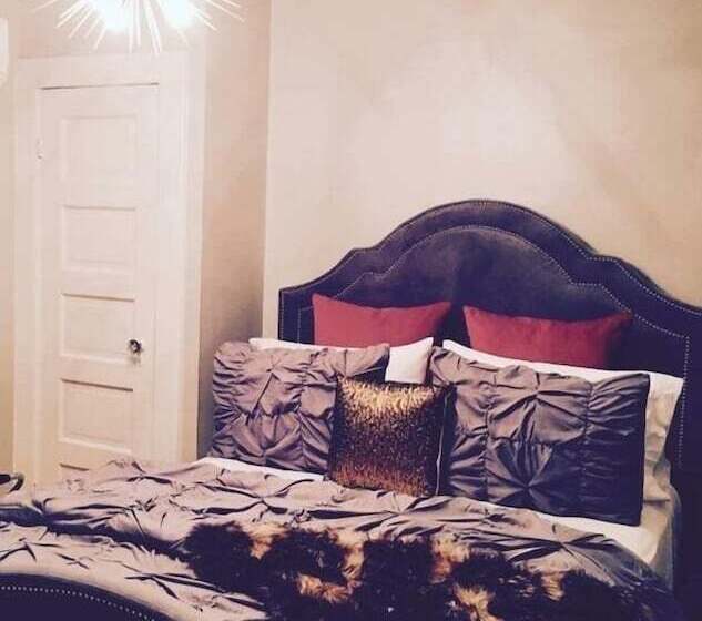 Simply Panache Place