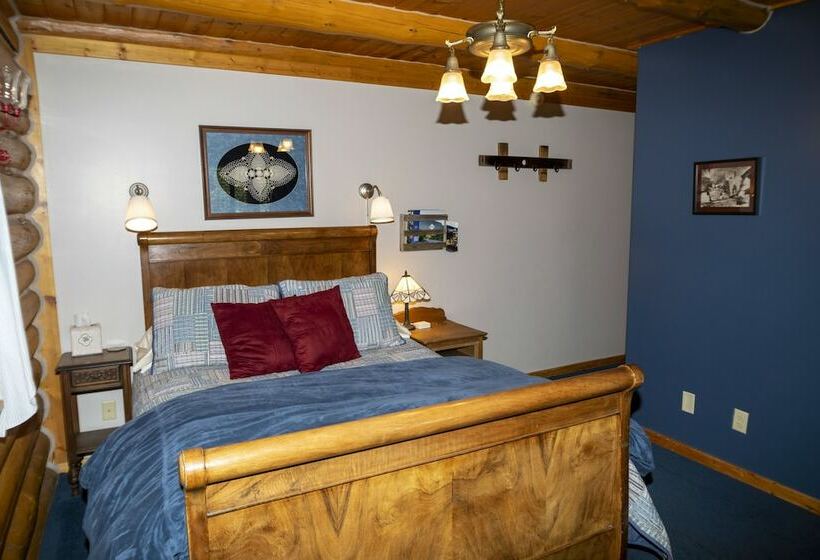 Snowberry Inn Bed & Breakfast