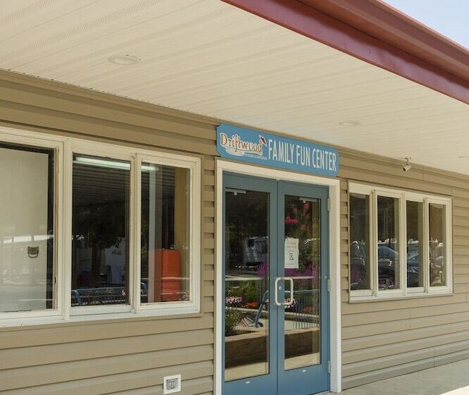 Sun Retreats Sea Isle