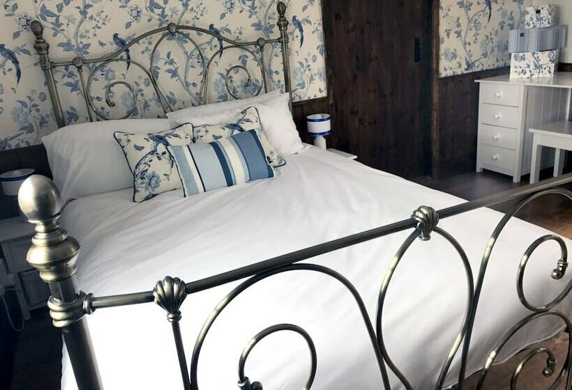 مبيت وإفطار The Green