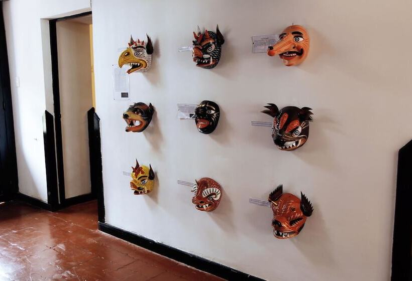 The Sacred Valley Lodge   Hotel Cusco   Hostel