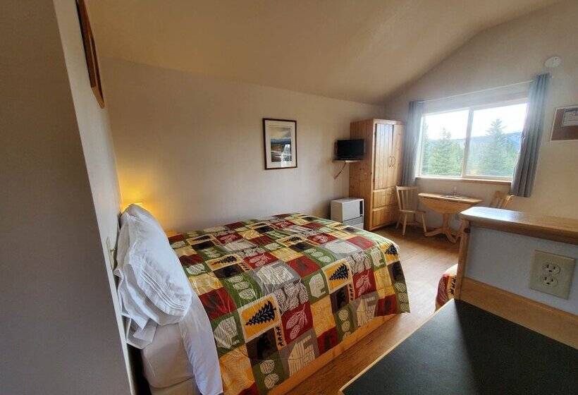 Alaskan Spruce Cabins