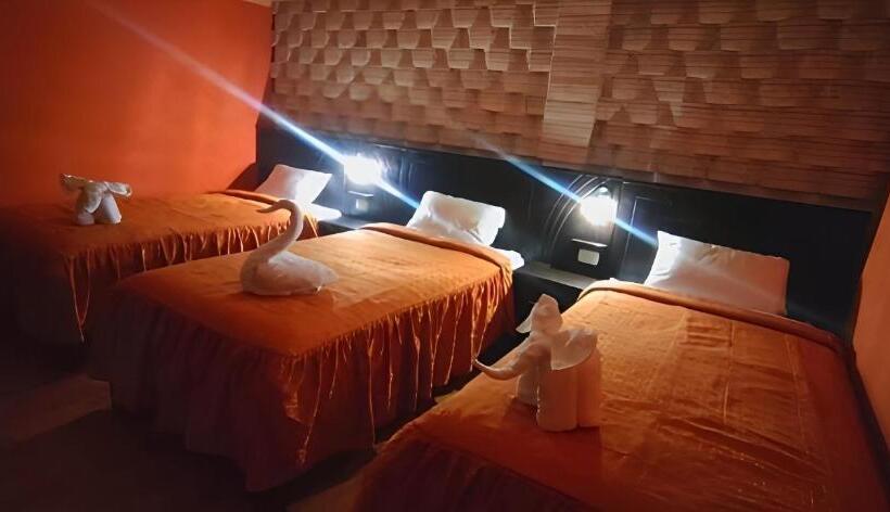 هاستل De Sal Reina Del Salar