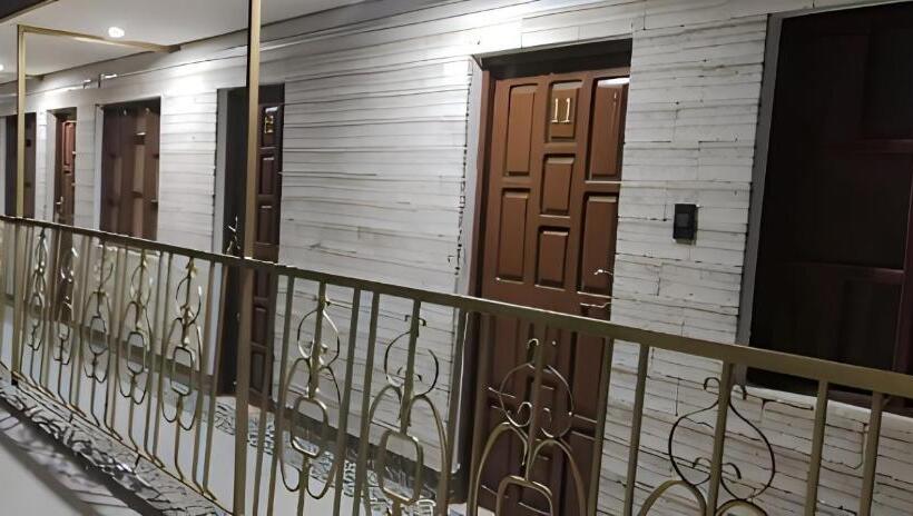 هاستل De Sal Reina Del Salar