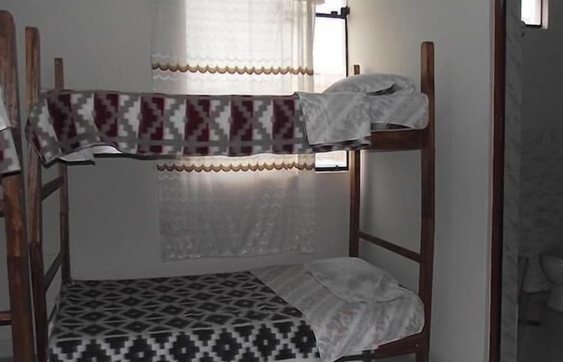 ユースホステル Las Brisas Hostal
