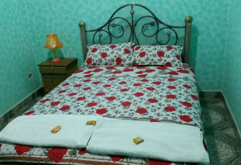 هاستل De Sal Reina Del Salar