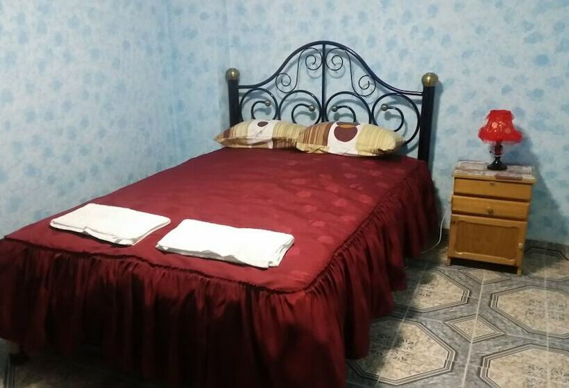 هاستل De Sal Reina Del Salar