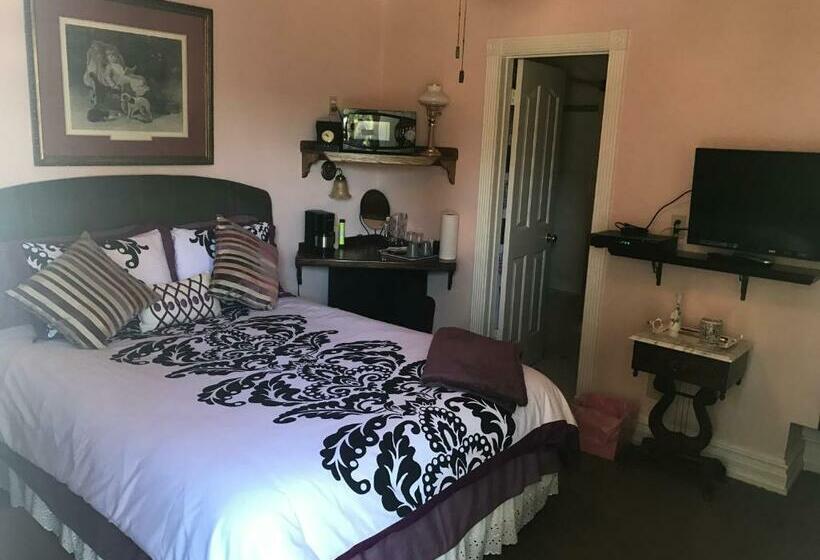 ベッドアンドブレックファースト Arrowhead Lake Inn