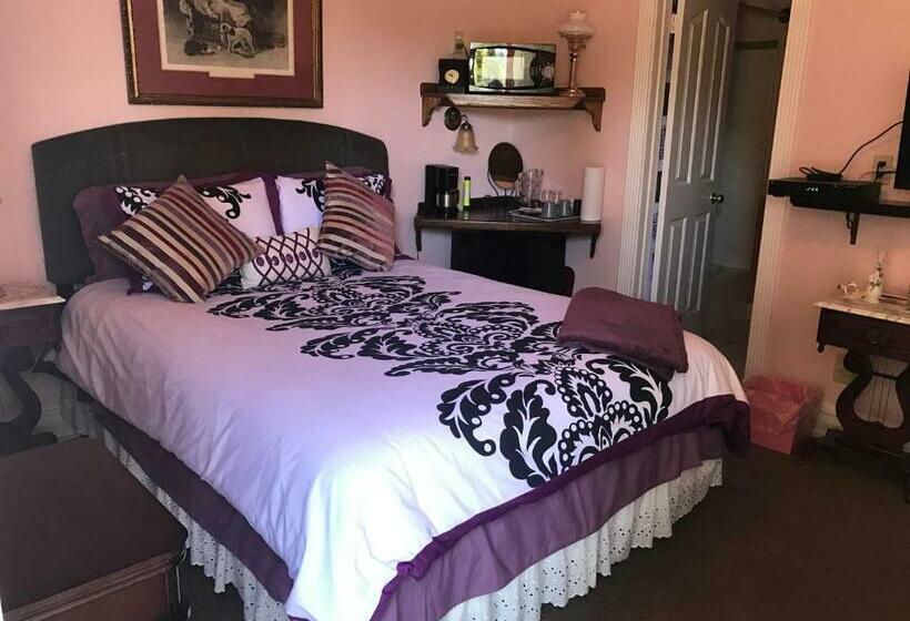 צימר Arrowhead Lake Inn