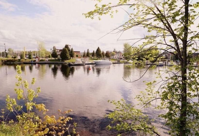 ベッドアンドブレックファースト Auberge Lac St Jean