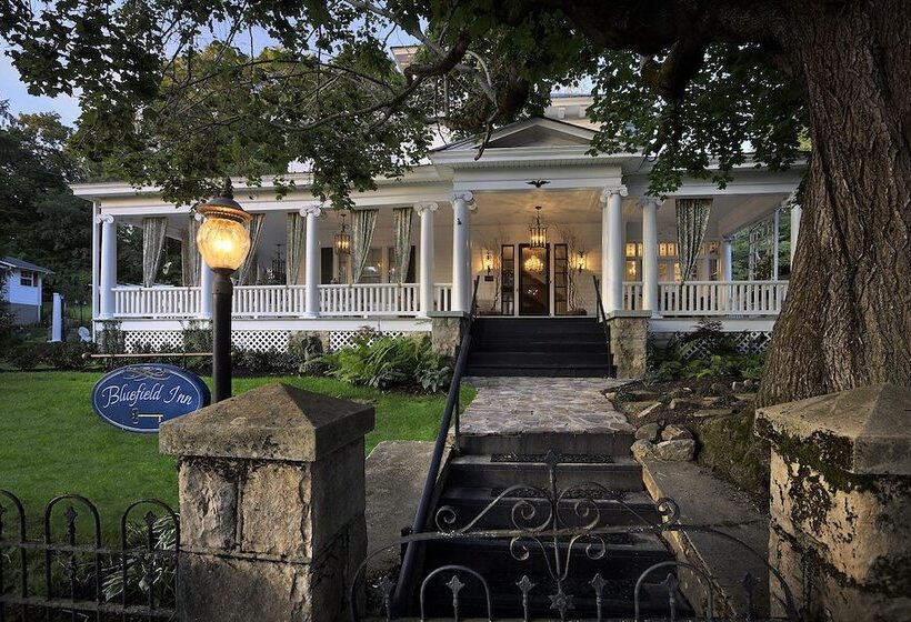 민박 Bluefield Inn