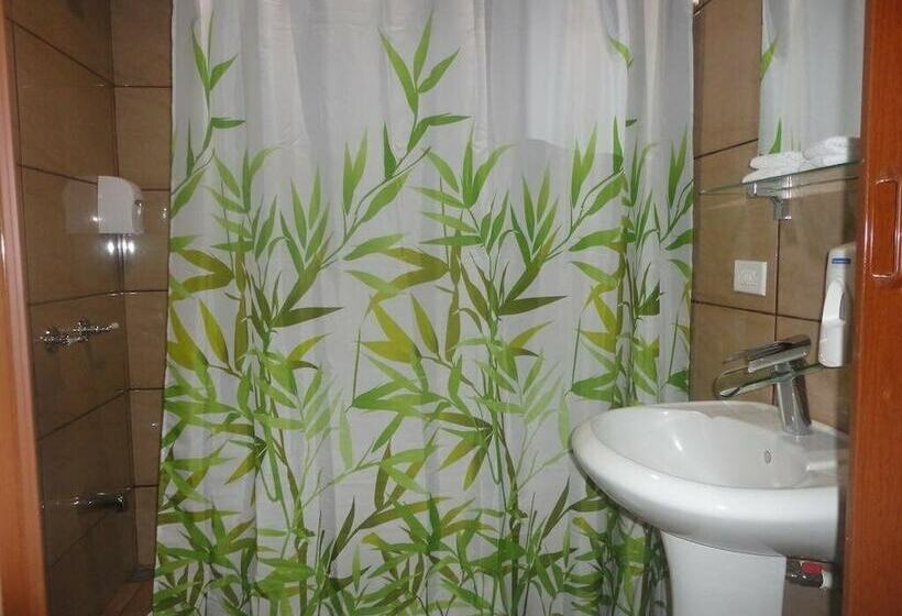 Freddys Place Bed And Breakfast