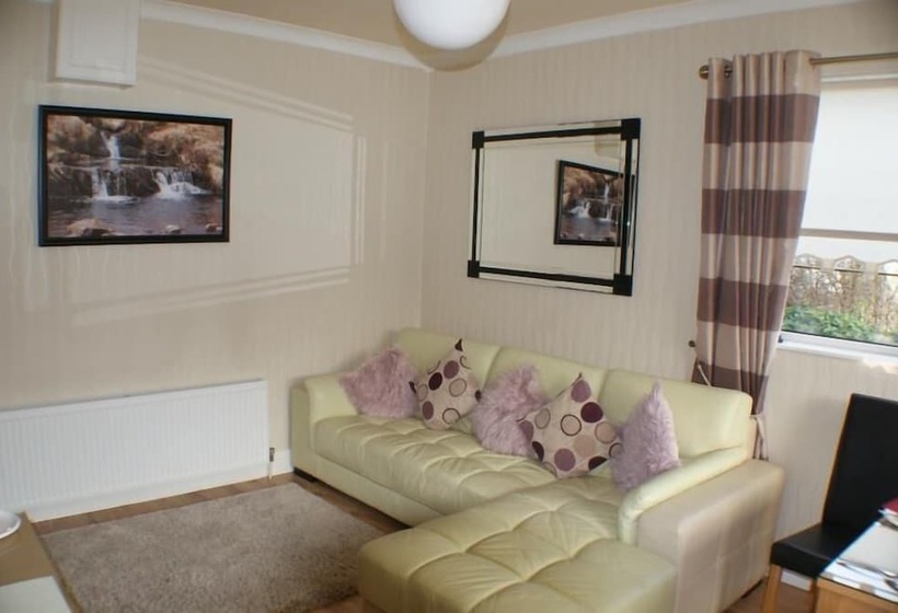 Eske Villa Bed & Breakfast