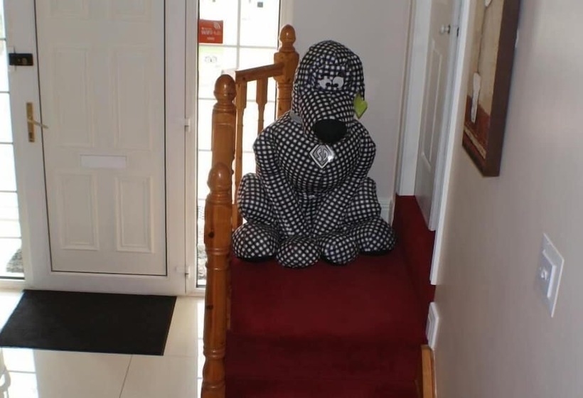 Eske Villa Bed & Breakfast