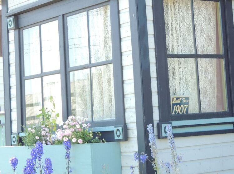 مبيت وإفطار Historical Guest House