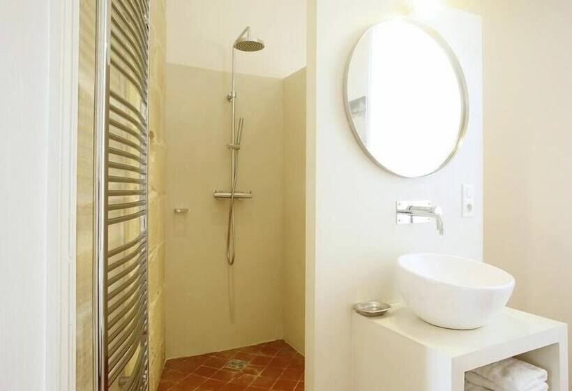 민박 La Maison Rouge D Uzes