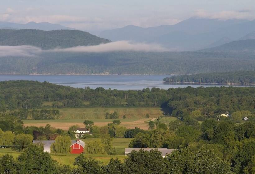 مبيت وإفطار Mt. Philo Inn