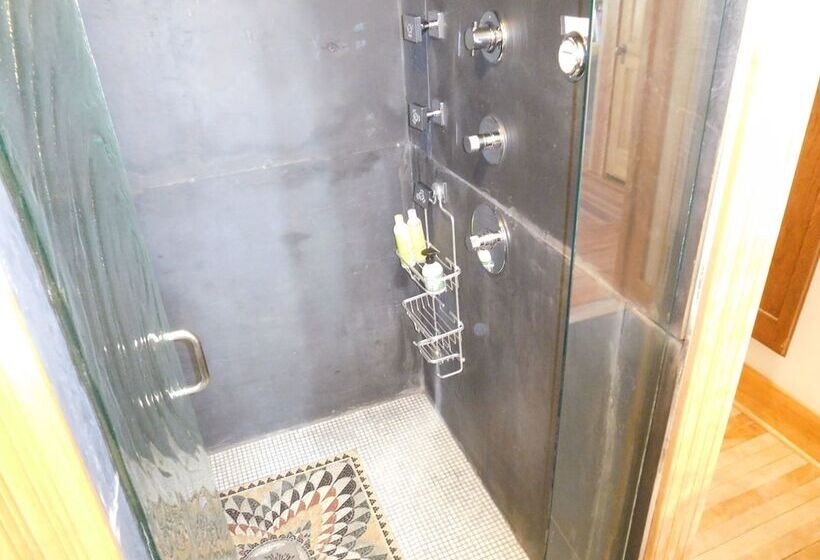 ベッドアンドブレックファースト Mt. Philo Inn