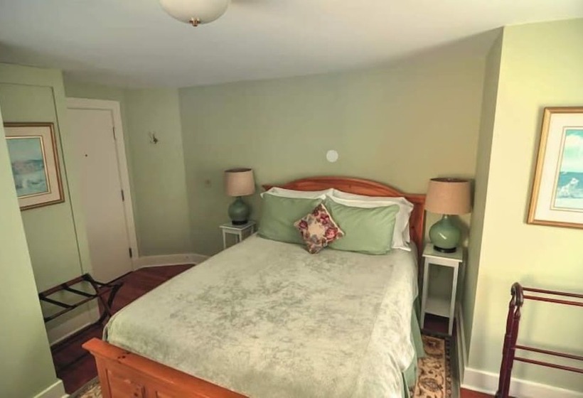 مبيت وإفطار Riverwood Inn