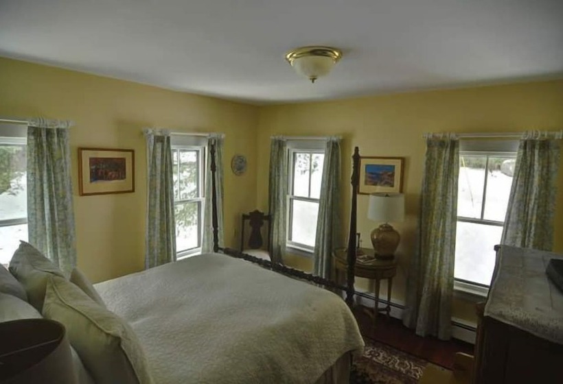 مبيت وإفطار Riverwood Inn