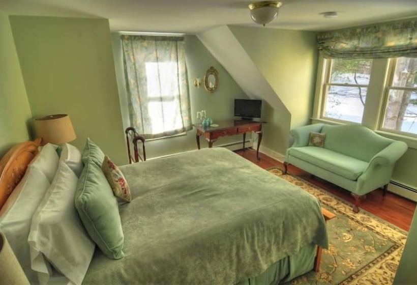 مبيت وإفطار Riverwood Inn