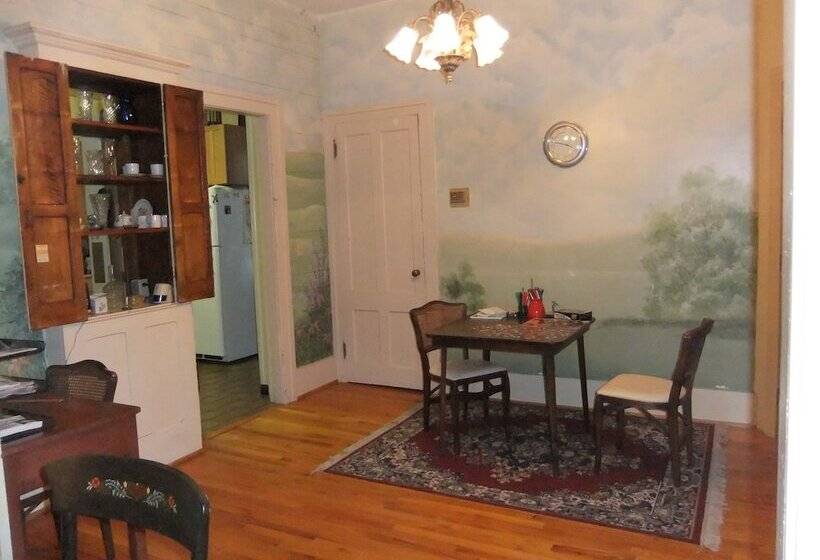 민박 The Glenmary Inn