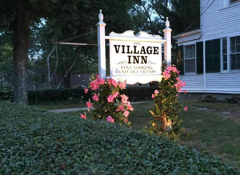 مبيت وإفطار Village Inn