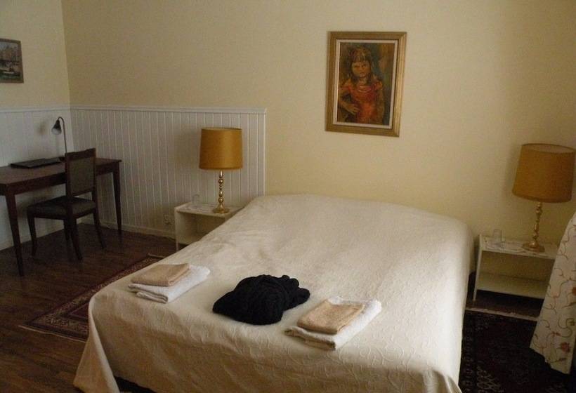 Brosäter Bed & Breakfast