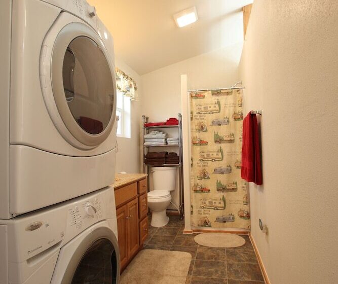 Butte's Bethel Farm B&b