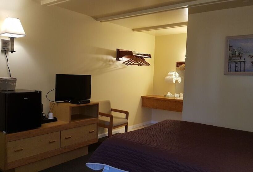 Captain S Quarters Motel