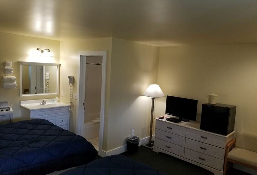 Captain S Quarters Motel