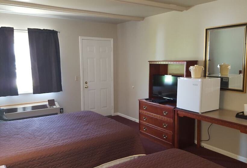 Captain S Quarters Motel