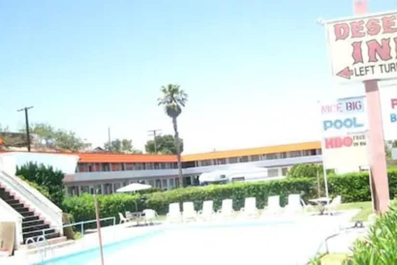 Desert Inn Motel