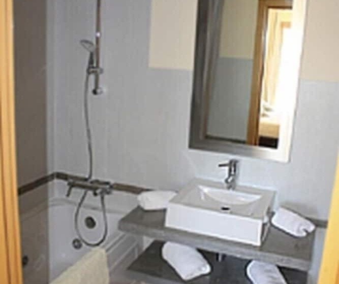 Domus Iberica Burgau Apts & Villas