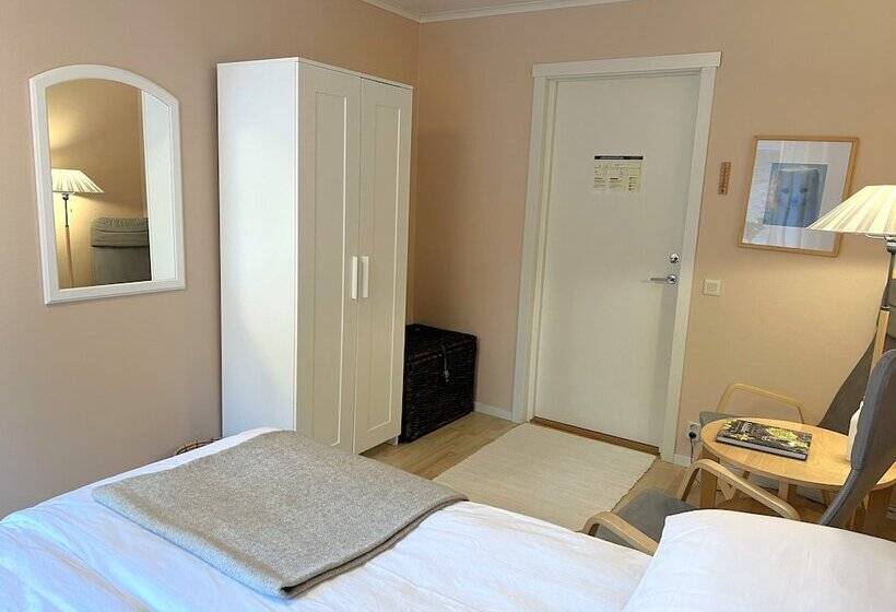 Fulufjällsgården   Hostel