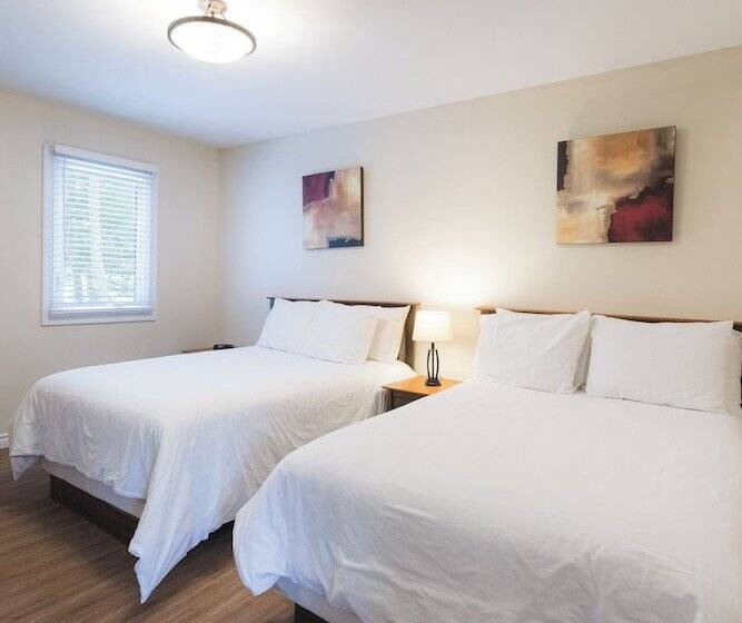 Georges Mountain Village