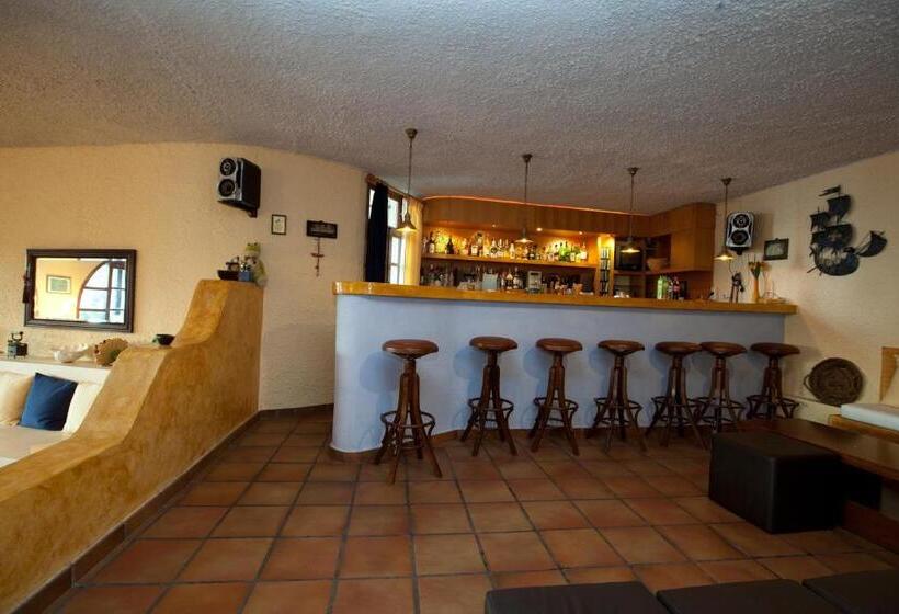 Giorgi S Blue Apartments