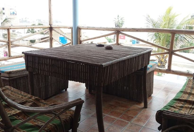 Hostal Camping Naylamp   Hostel