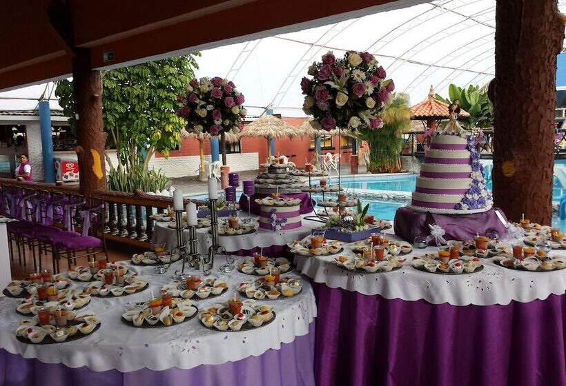 مسافرخانه Hosteria El Surillal