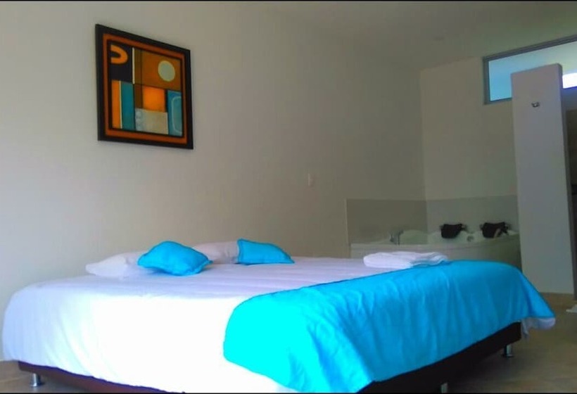 مسافرخانه La Felicidad