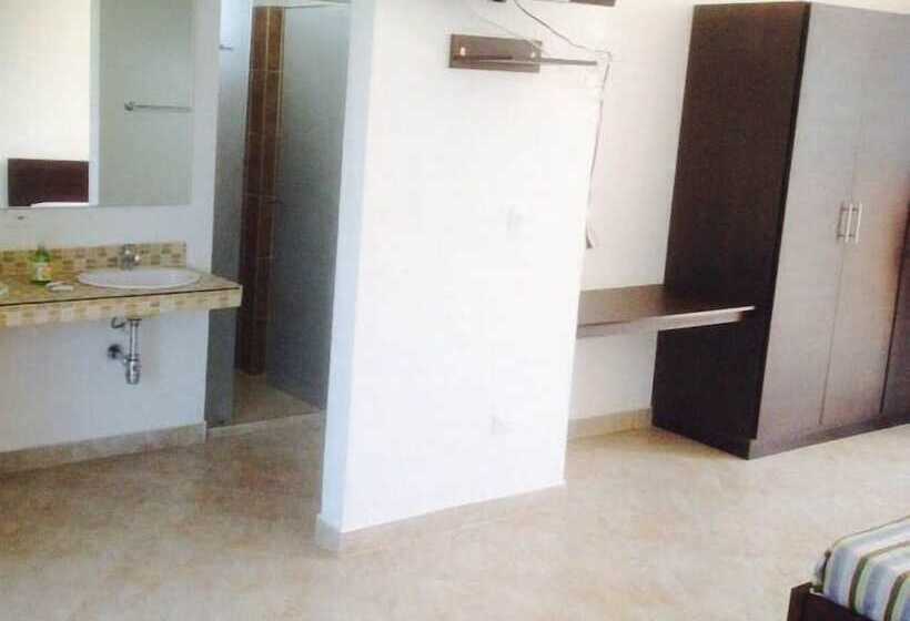 مسافرخانه La Felicidad