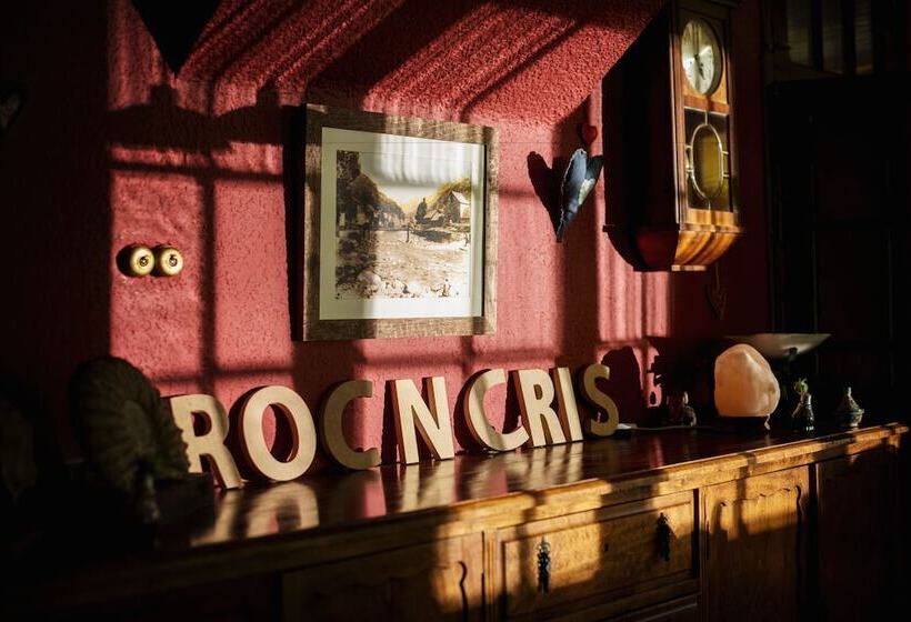 مسافرخانه Ostería Roc N Cris Homebrew