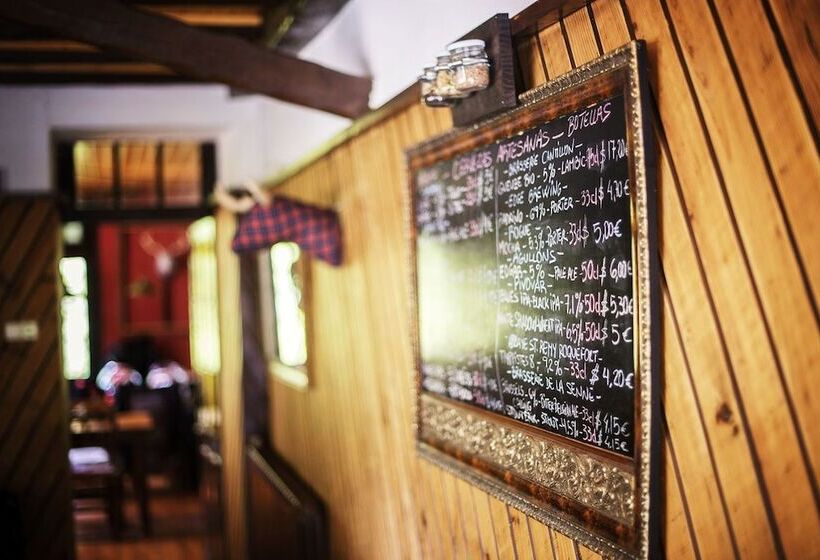 مسافرخانه Ostería Roc N Cris Homebrew