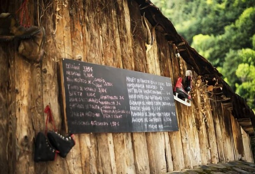 مسافرخانه Ostería Roc N Cris Homebrew