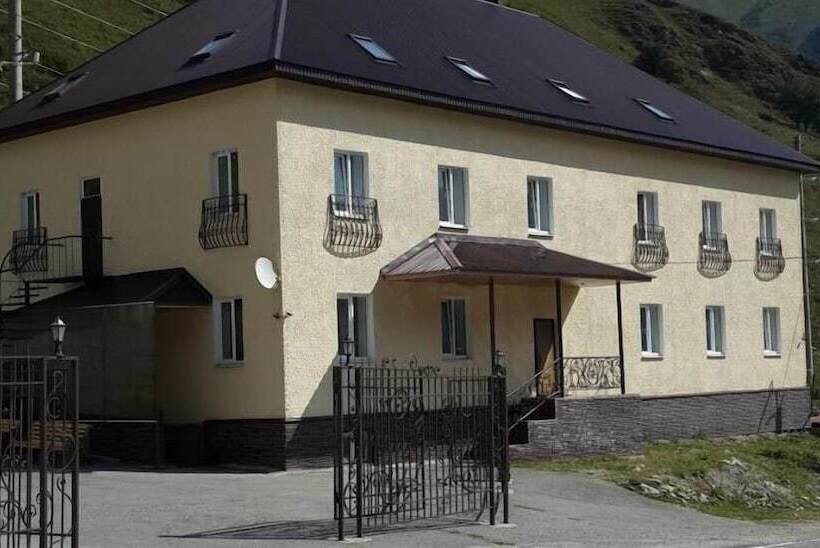 בית מלון כפרי 7th Region