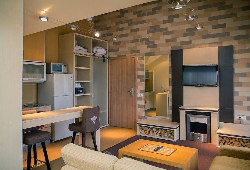 בית מלון כפרי Alpen Club