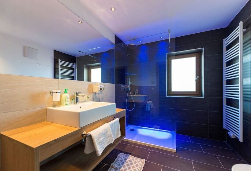 בית מלון כפרי Alpenfrieden