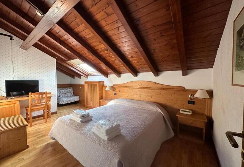 בית מלון כפרי Alpi   Foza